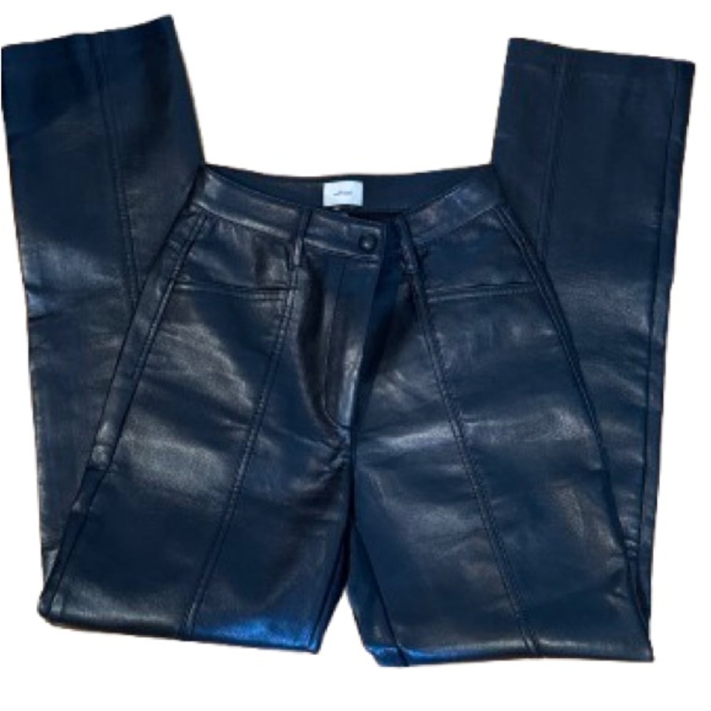 Aritzia Wilfred Rebel faux leather Pant size 0
